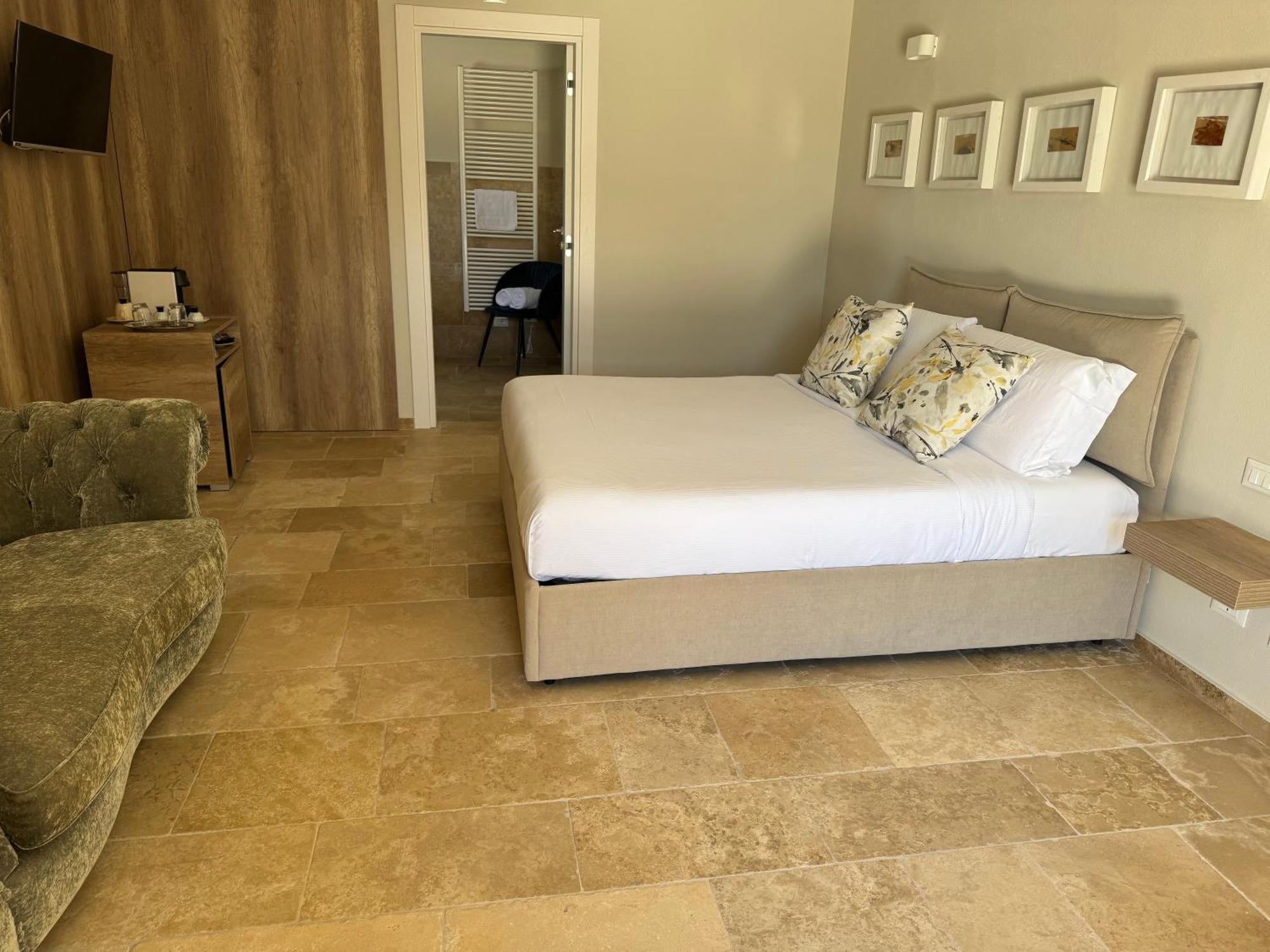 Villa Brigida Resort ซานเตราโม อิน คอลเล ภายนอก รูปภาพ